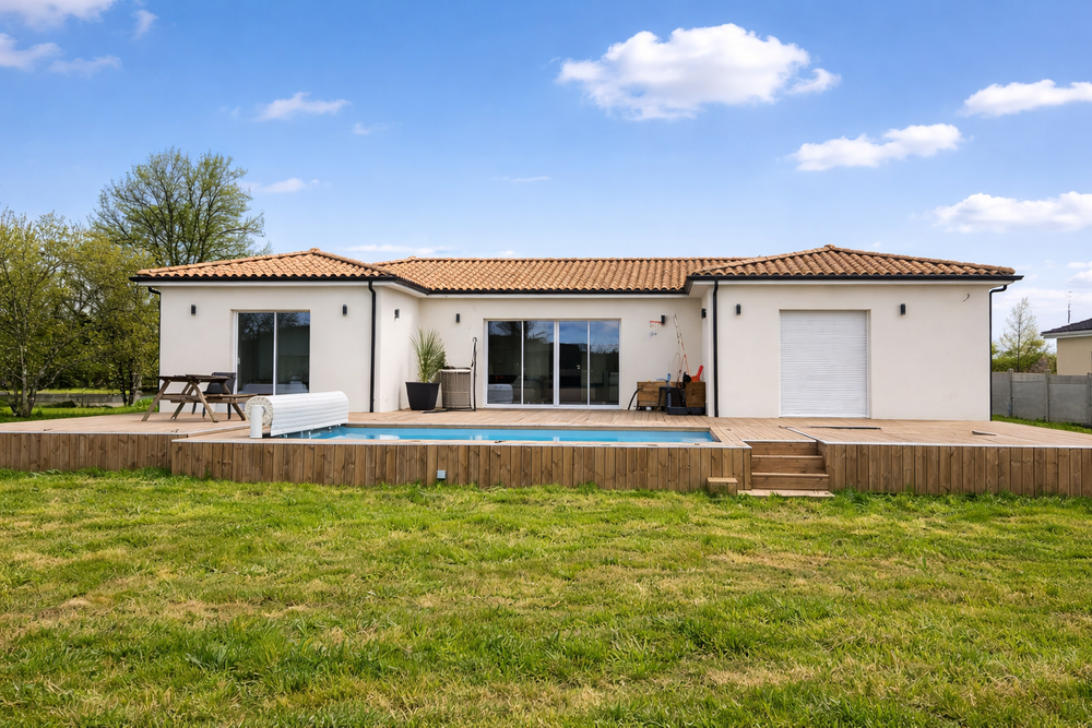 Maison contemporaine 130 m² ? 4 chambres ? Piscine ? Terrain