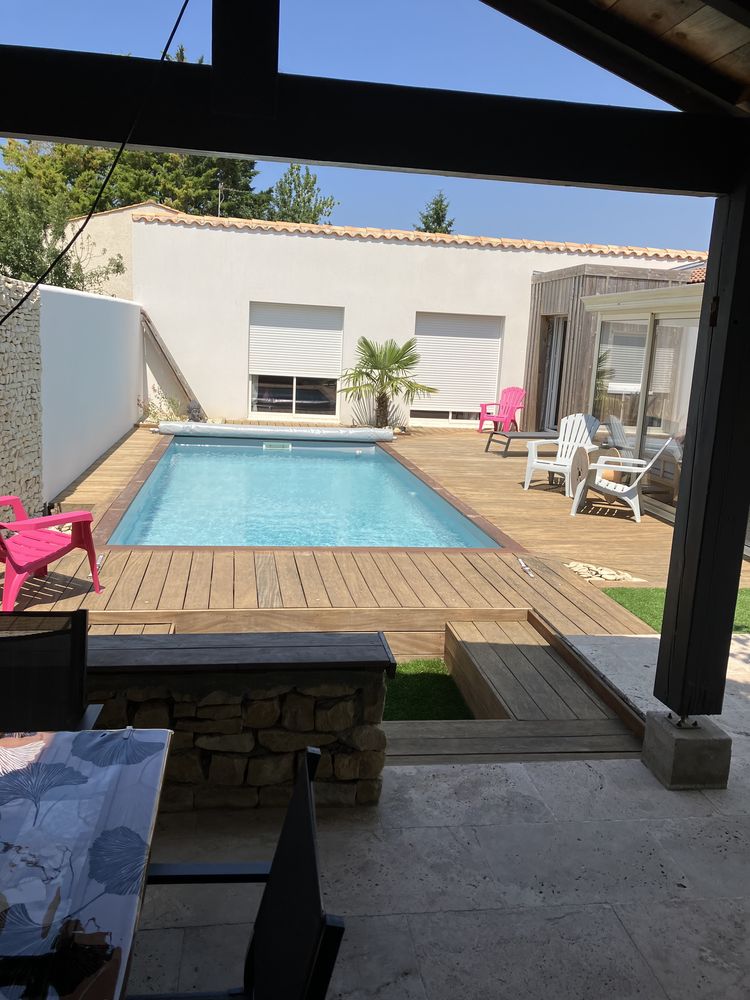 Maison familiale de plain-pied 162 m² avec piscine