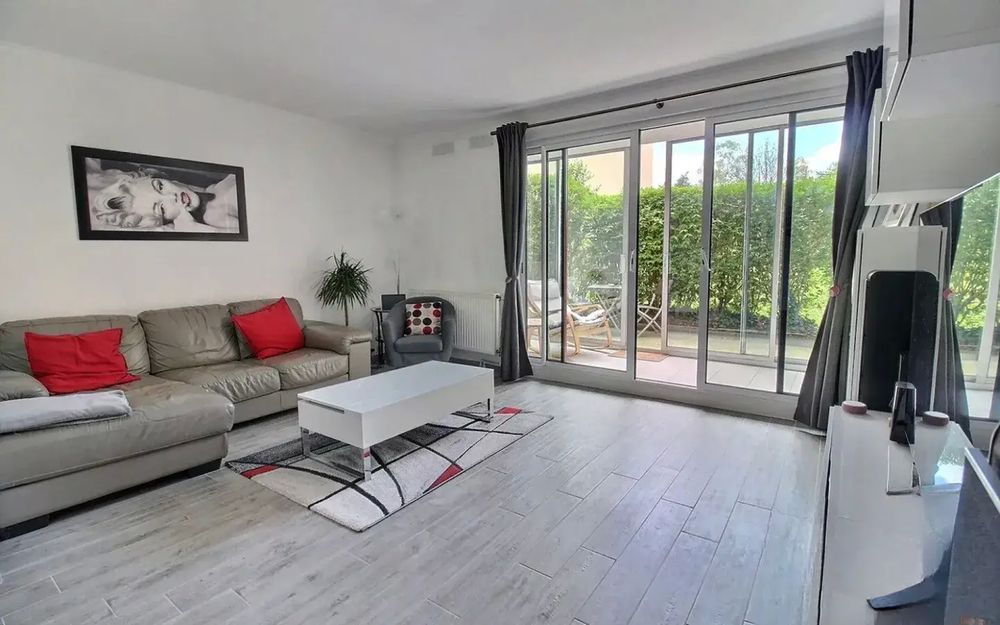 Appartement familial lumineux T5 avec extérieur privatif
