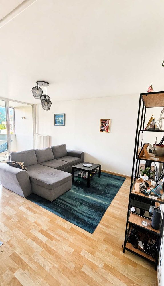 T4 transformé en T3 €" 80 m² €" 2 chambres, possibilité 3 chambres + Garage + Cave