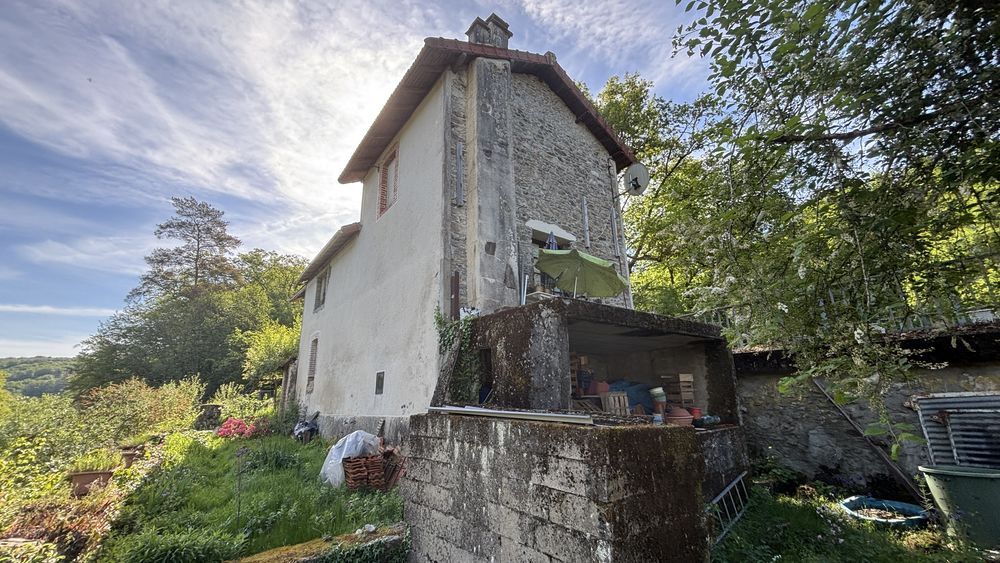 Maison ancienne de 4 pièces (107m²)