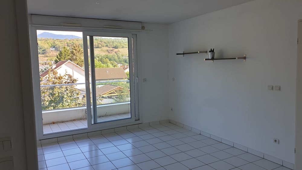 LoueT2 50 m2 + balcon 15 m2 EYBENS