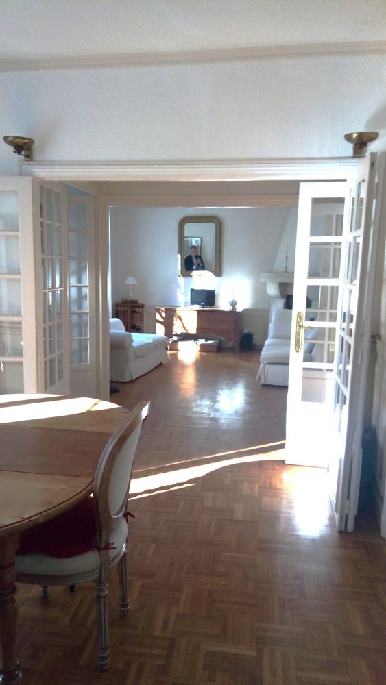 Beau T6+2, cour, stationnement, proche Paris gare Lyon