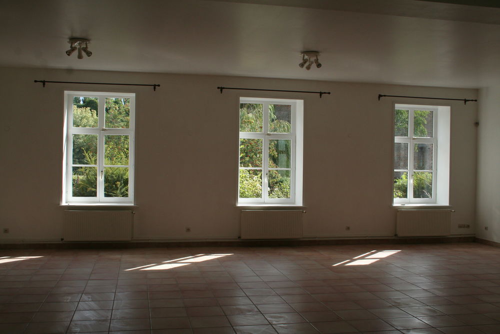 Maison 280m2, 4 chambres, au calme avec 2 garages et jardin