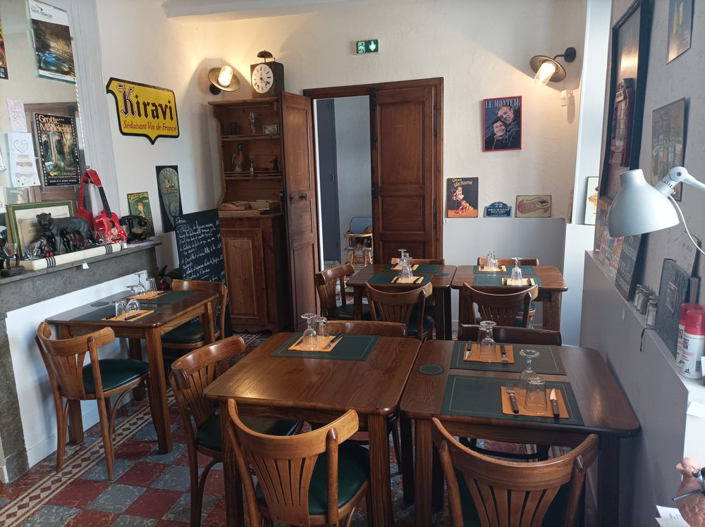 maison de village centre historique de Barjac et restaurant