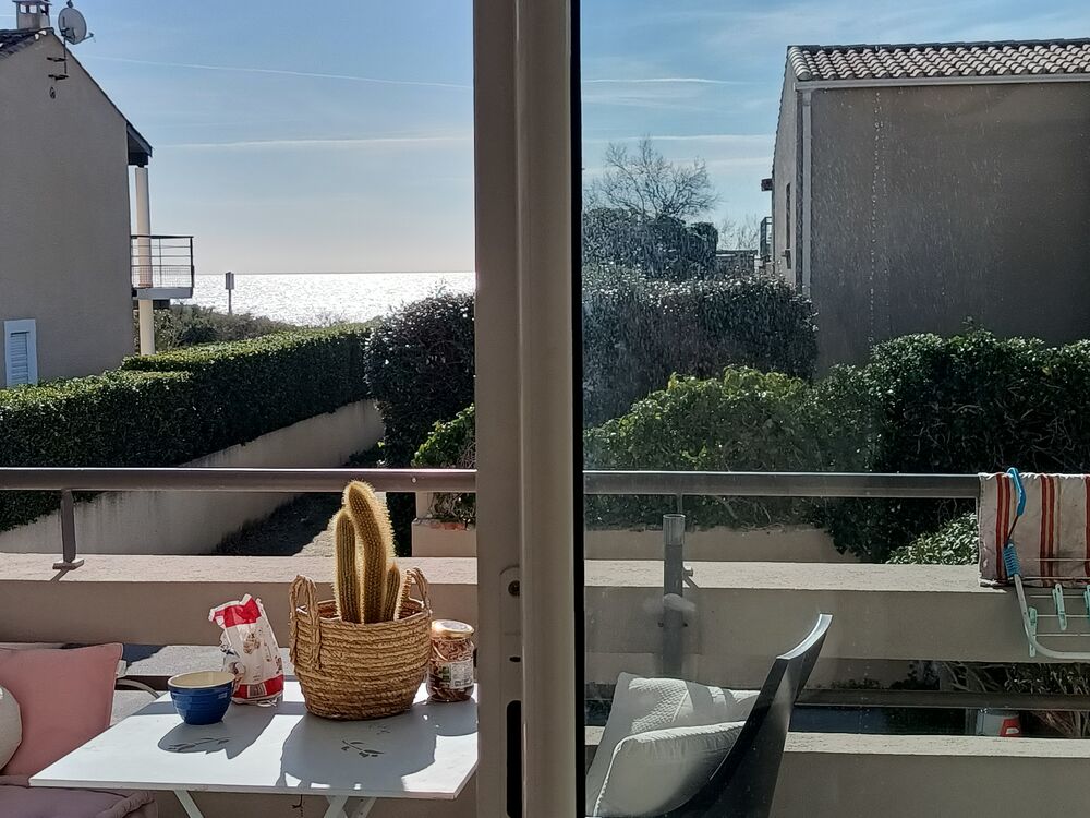 Beau studio avec vue imprenable sur la mer
