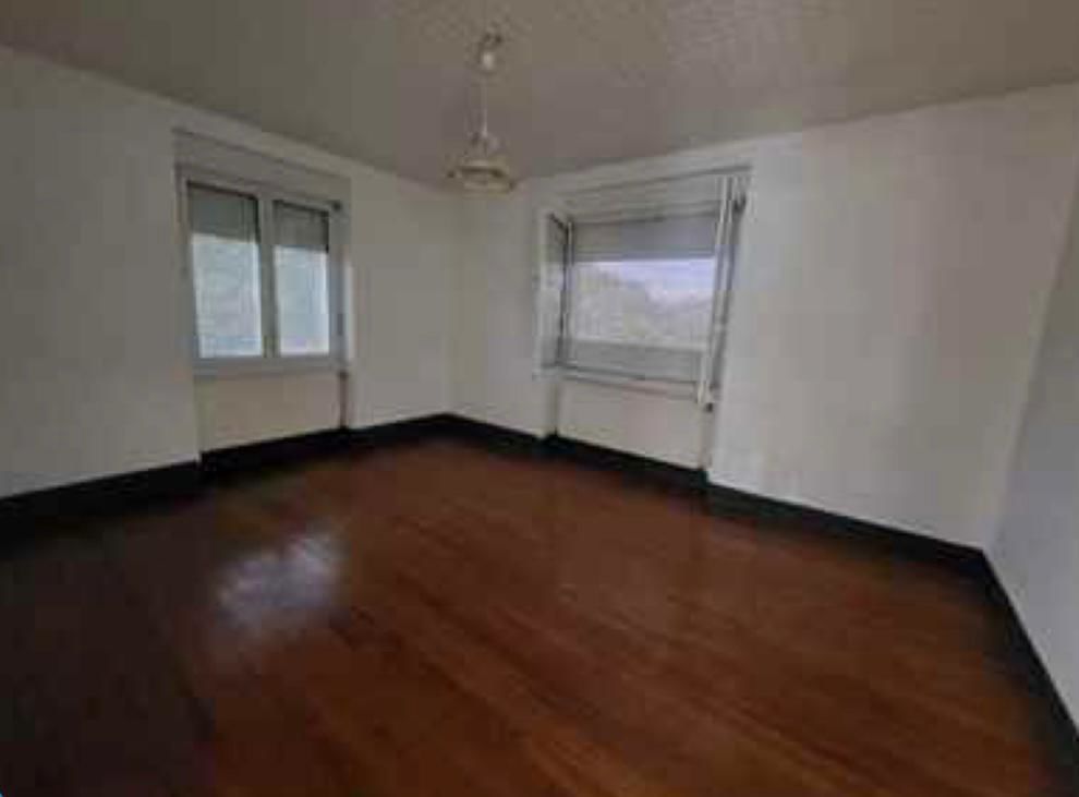 F5 libre situé à Morre 25660 840euros