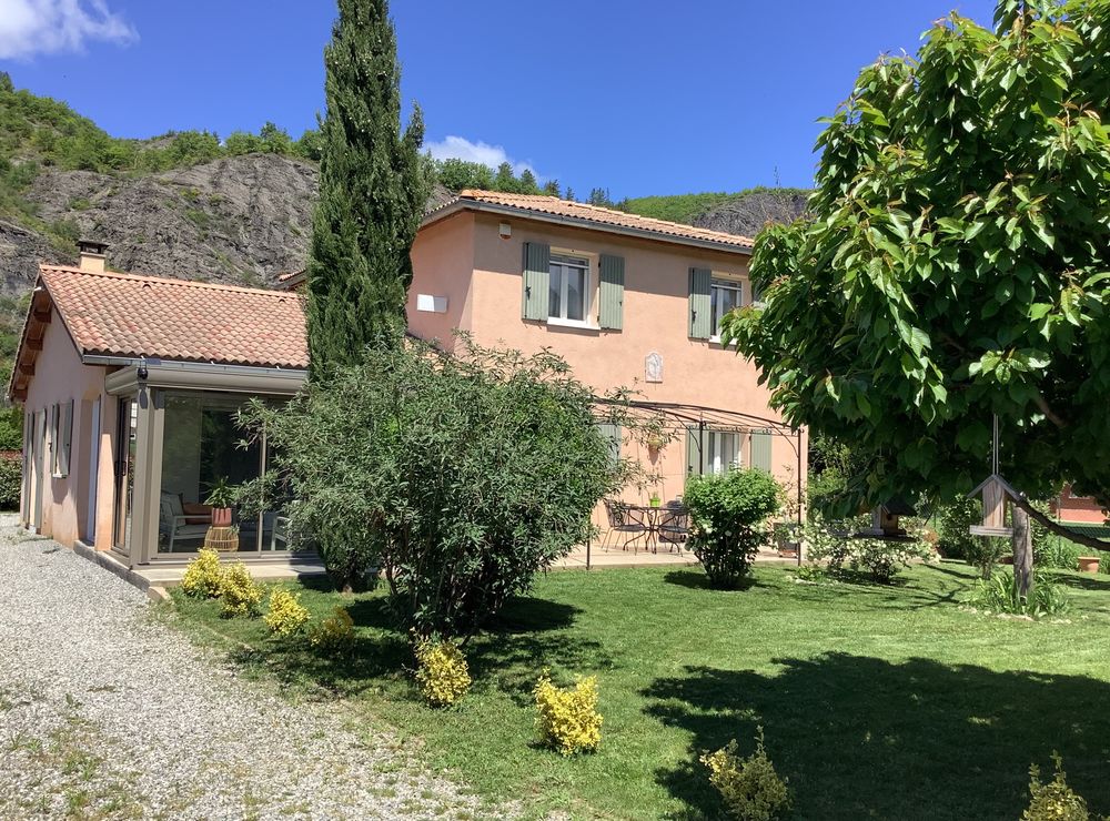 villa 171m²/1015m² double garage
