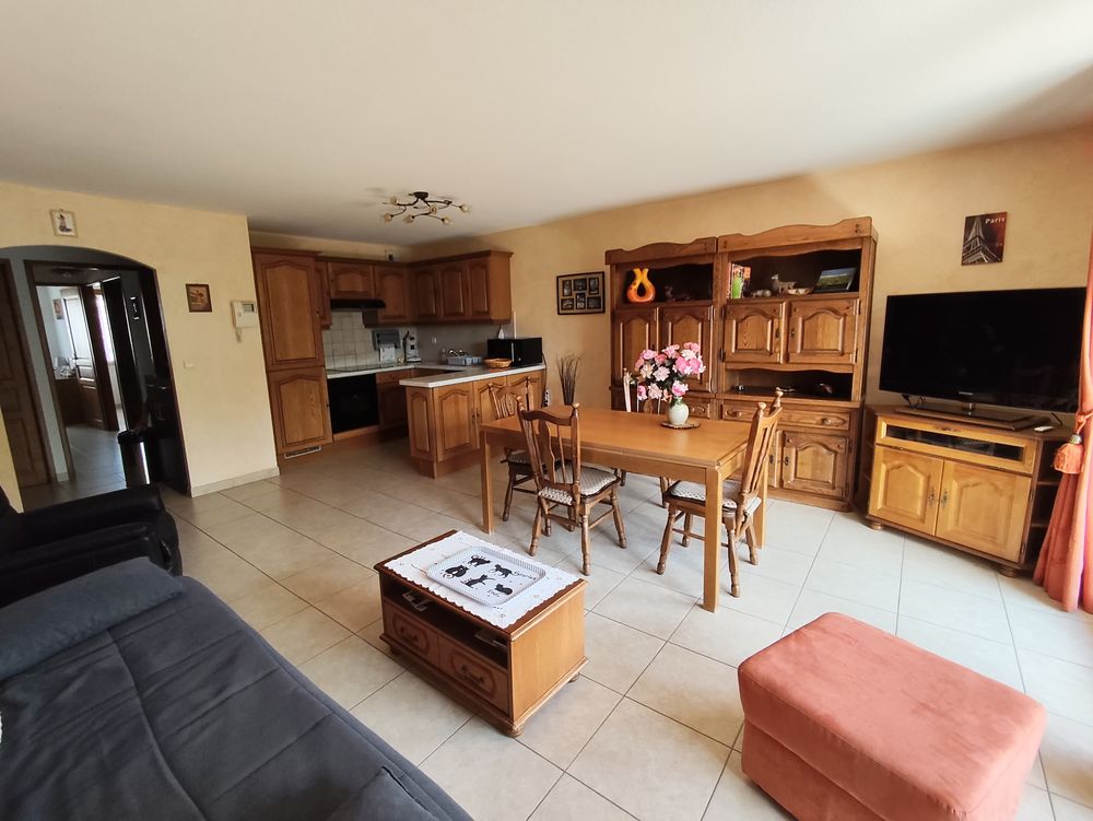 3 pièces 2 chambres 65 m² à EMBRUN 05
