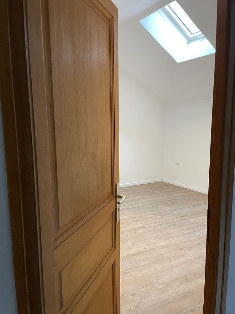 MAISON TYPE LOFT DE PLEIN PIED EN CENTRE VILLE DE LOUVIERS.