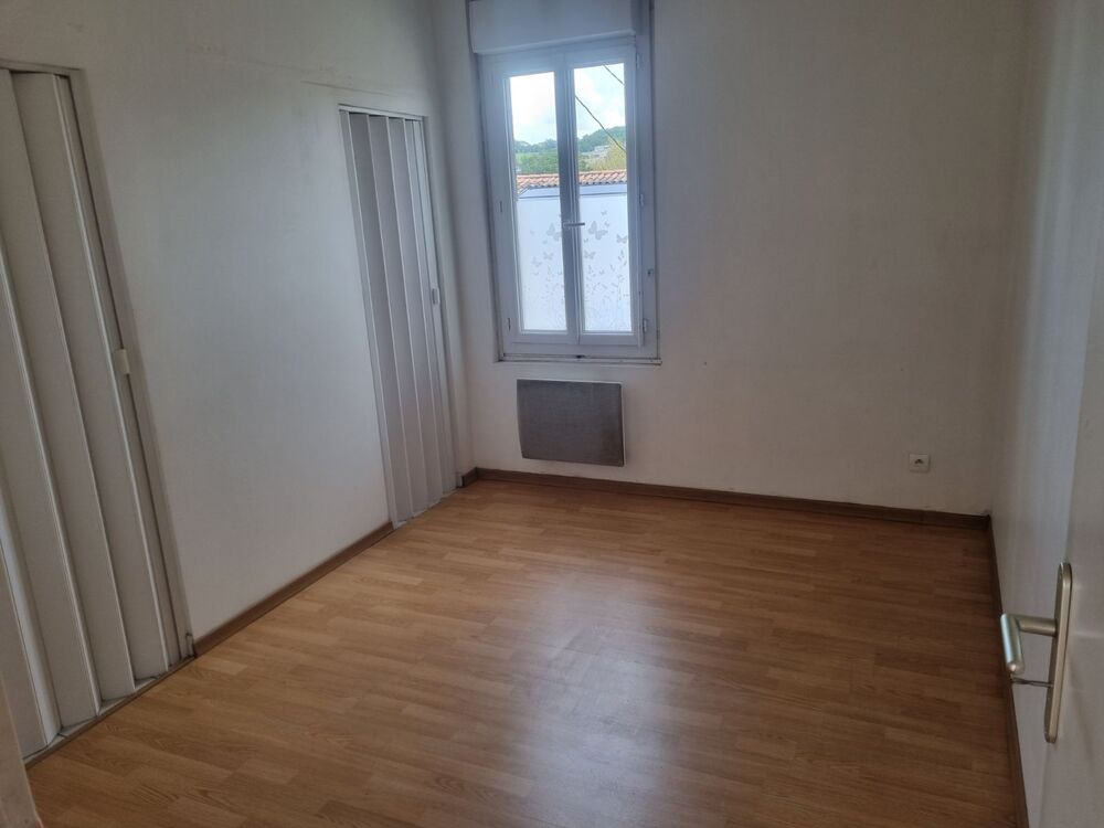 appartement type T2 dans le bas cenon