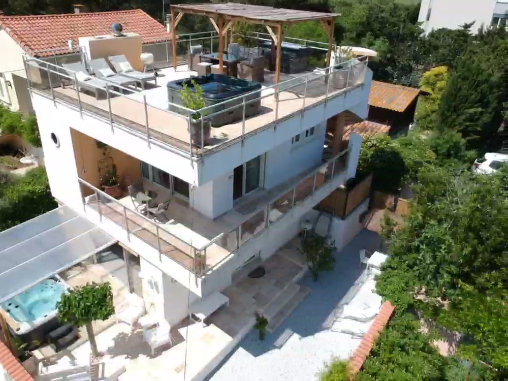 Villa composée de 2 appartements T3 La Tamarissière Agde