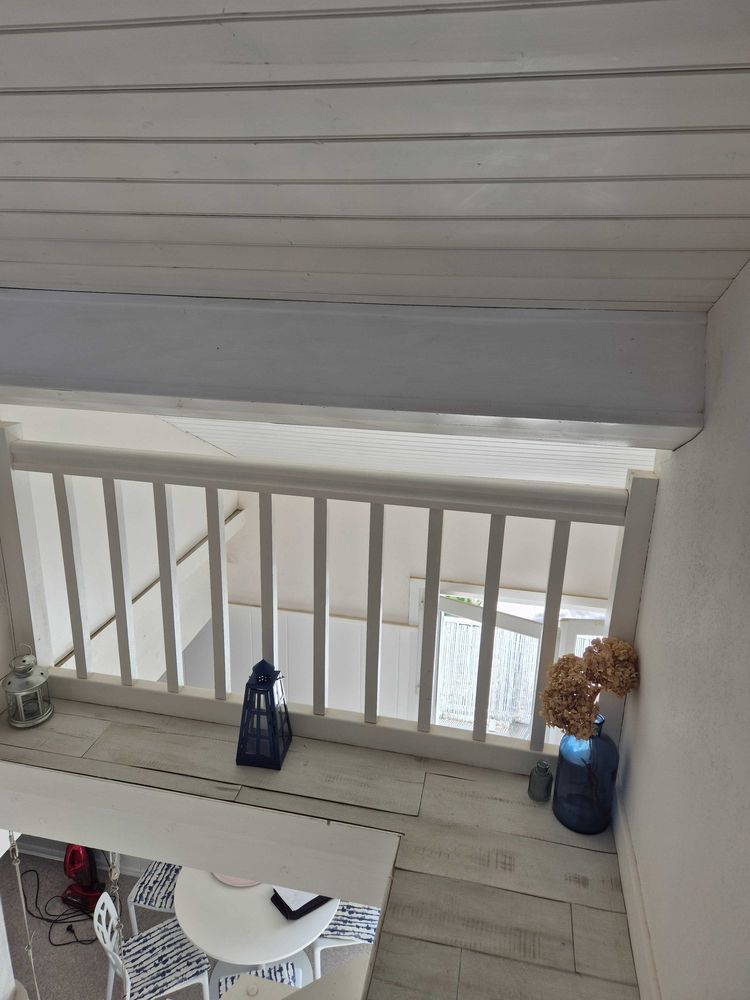 Studio meublé terrasse et parking pour 9 mois