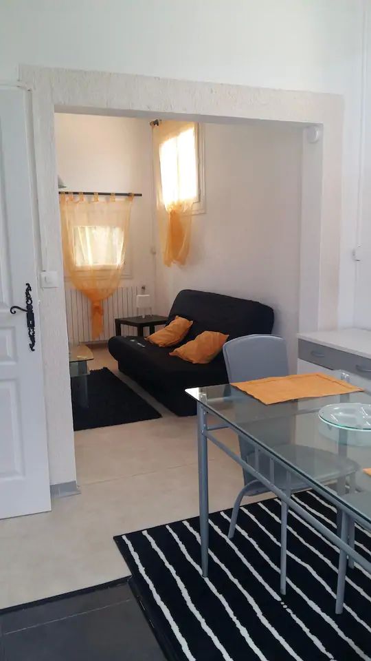 F1 30 M2 + Petit jardin MEUBLE ETUDIANT OU MOBILITE