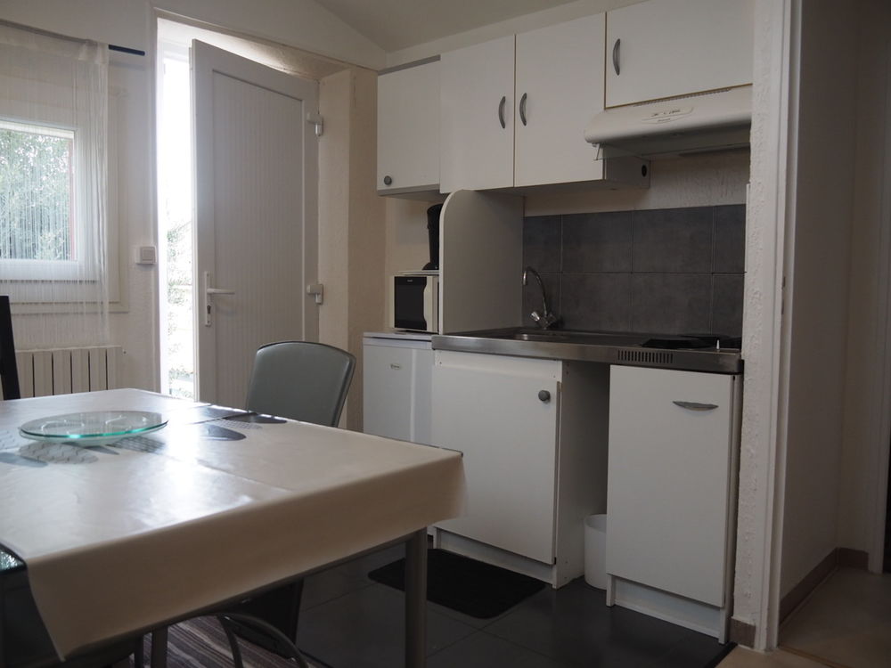 F1 30 M2 + Petit jardin MEUBLE ETUDIANT OU MOBILITE