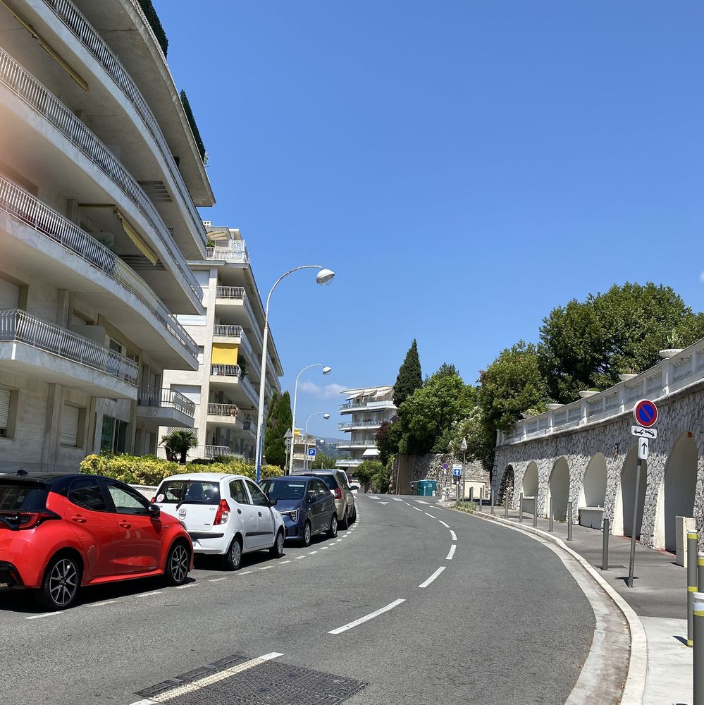 appartement 3 pièce - Dans quartier sécurisé à Cimiez