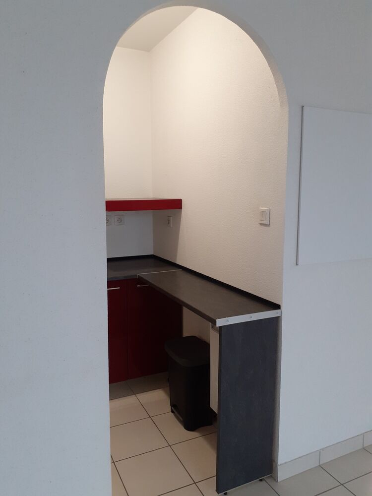 Appart 2 pièces / Résidence sécurisée calme / Loyer fixe