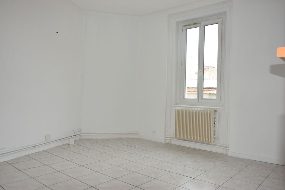 F3 + cuisine - 65 m² - Quartier d'affaire Chateaucreux -Gare