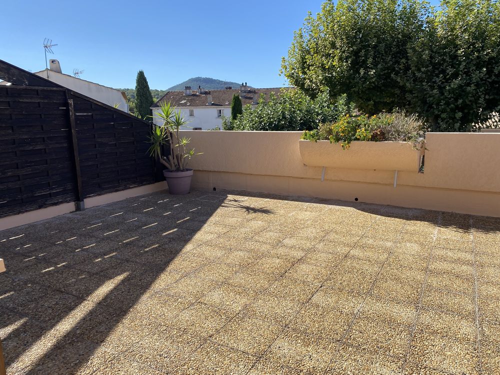 LE PRADET, T3 DUPLEX, 42 m² DE TERRASSE PLEIN SUD