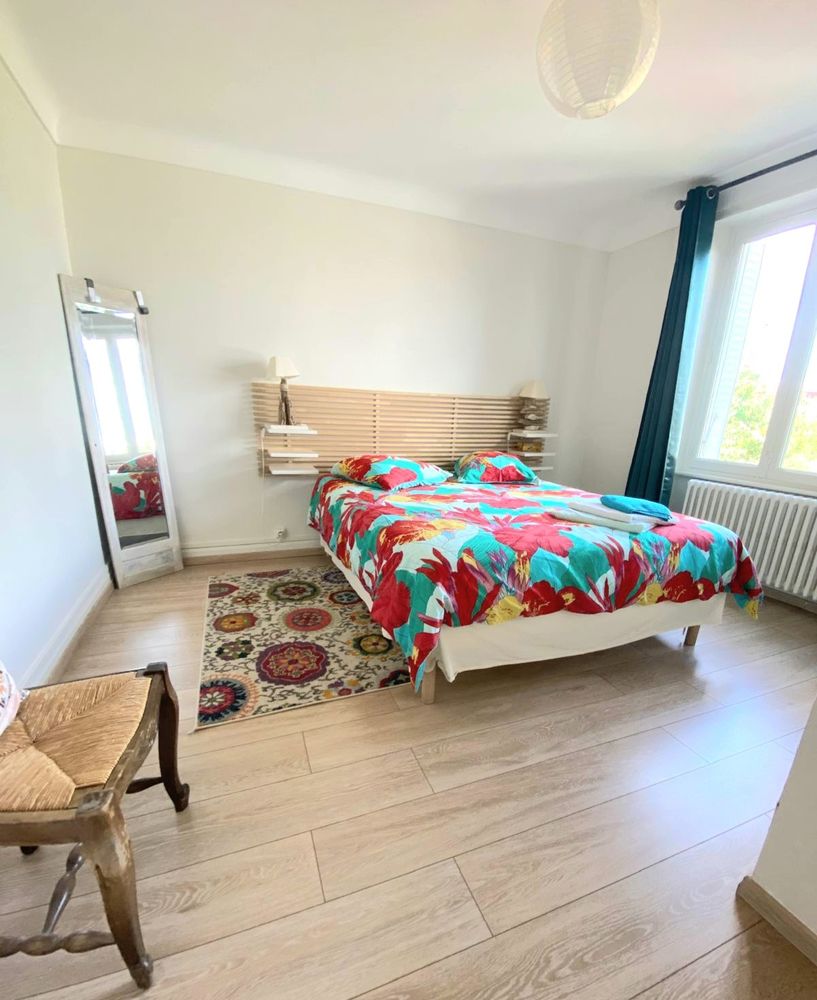 ISSOIRE 63 MAISON meublée 4-5 pièces avec jardin