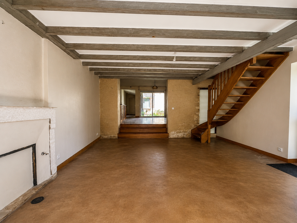 MAISON DE CARACTÈRE ENTIÈREMENT RÉNOVÉE 101 m². PARTICULIER