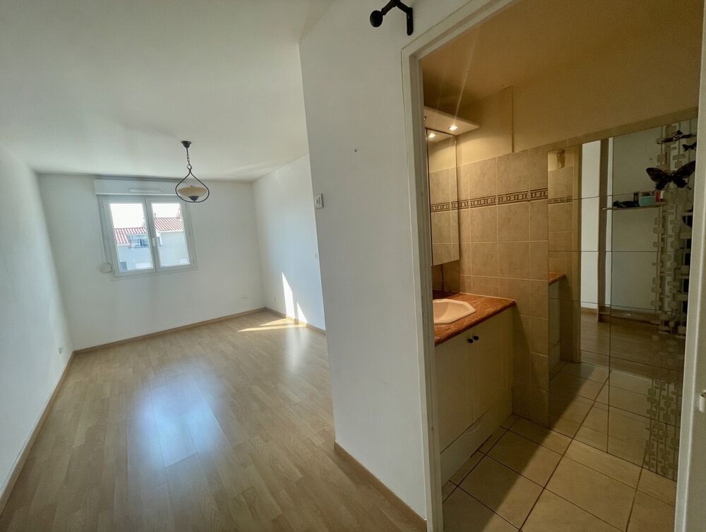 Appartement T3 de 104 m² climatisé avec balcon