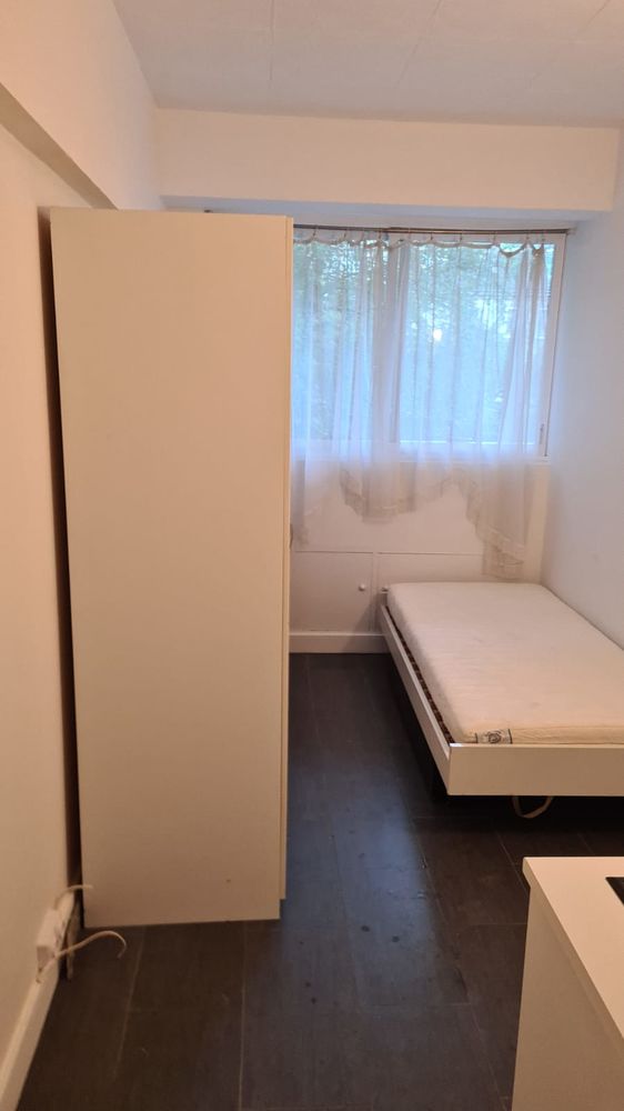 Chambre meublée située 1ér étage vendue libre ou occupée