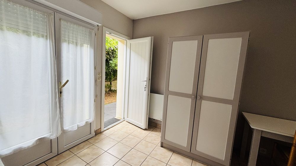 Annonce studio pour etudiant