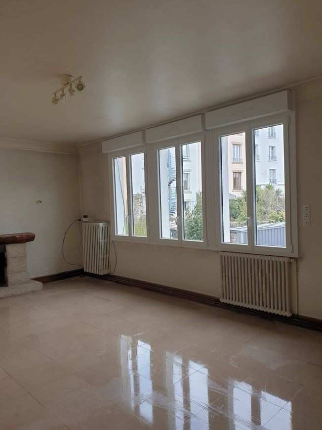 T4 130 m2 Quimper Centre-ville à pied.