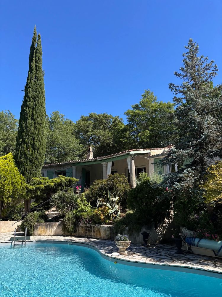 Villa familial à 45 min. de Toulouse par l' A69.