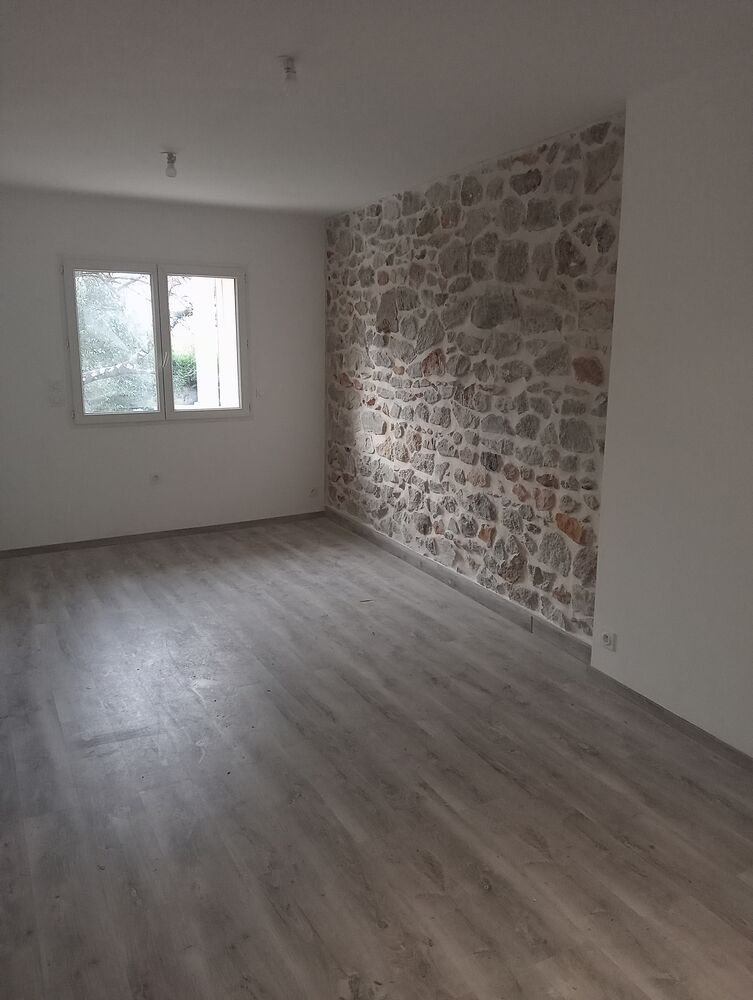 Appartement de Standing proche centre-ville, très calme.