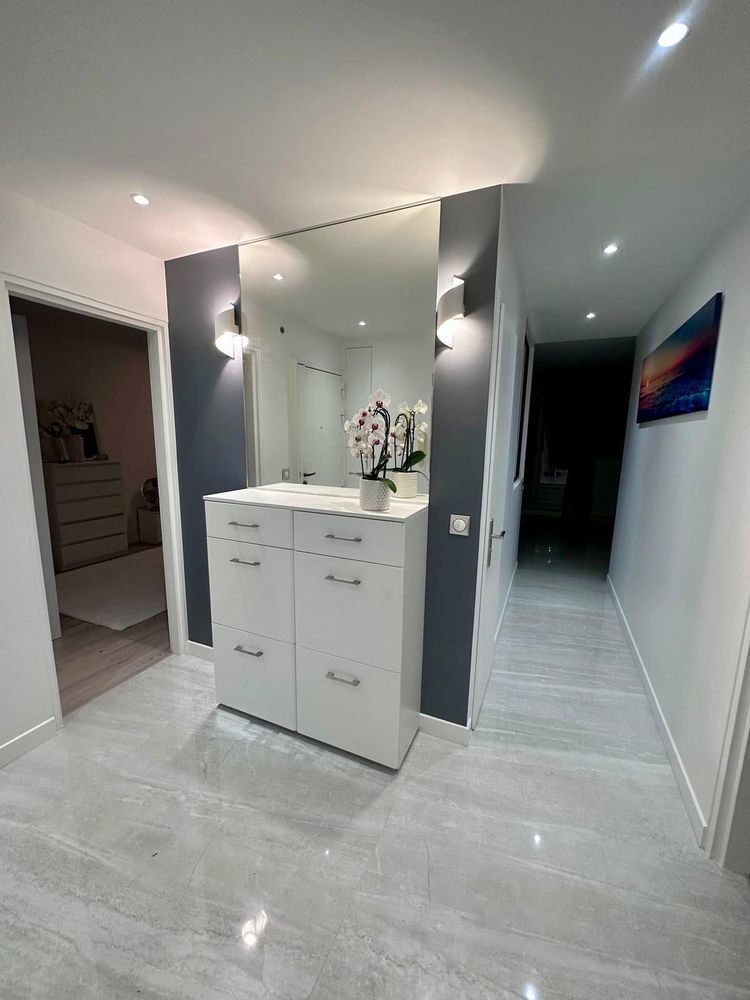 DERNIER ETAGE 79 M² 3 CHAMBRES VUE DEGAGEE 2 BALCONS + LOGGIA RER A NEUILLY-PLAISANCE à 7 MIN à PIED