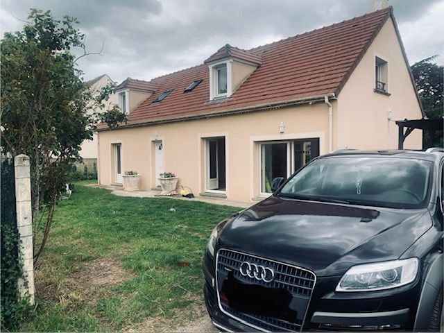 Maison de 141,70 m² sur terrain de 1012 m², 5 chambres, 3 SB