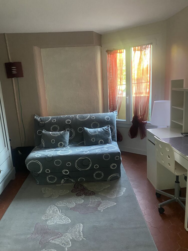 Studio meublé au centre ville de digne les bains