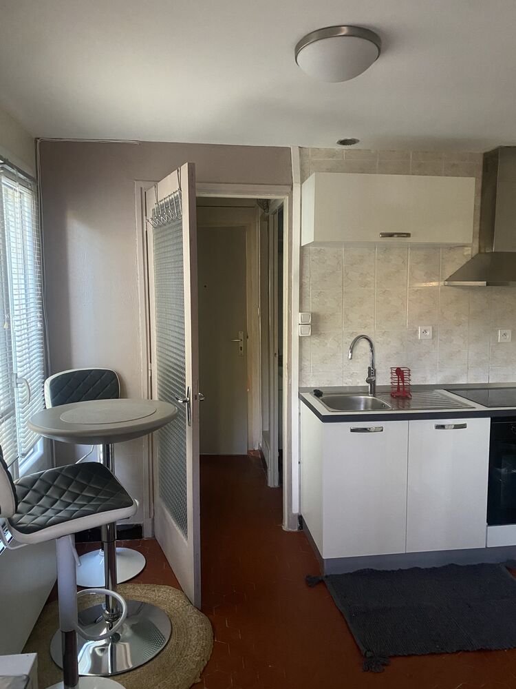 Studio meublé au centre ville de digne les bains