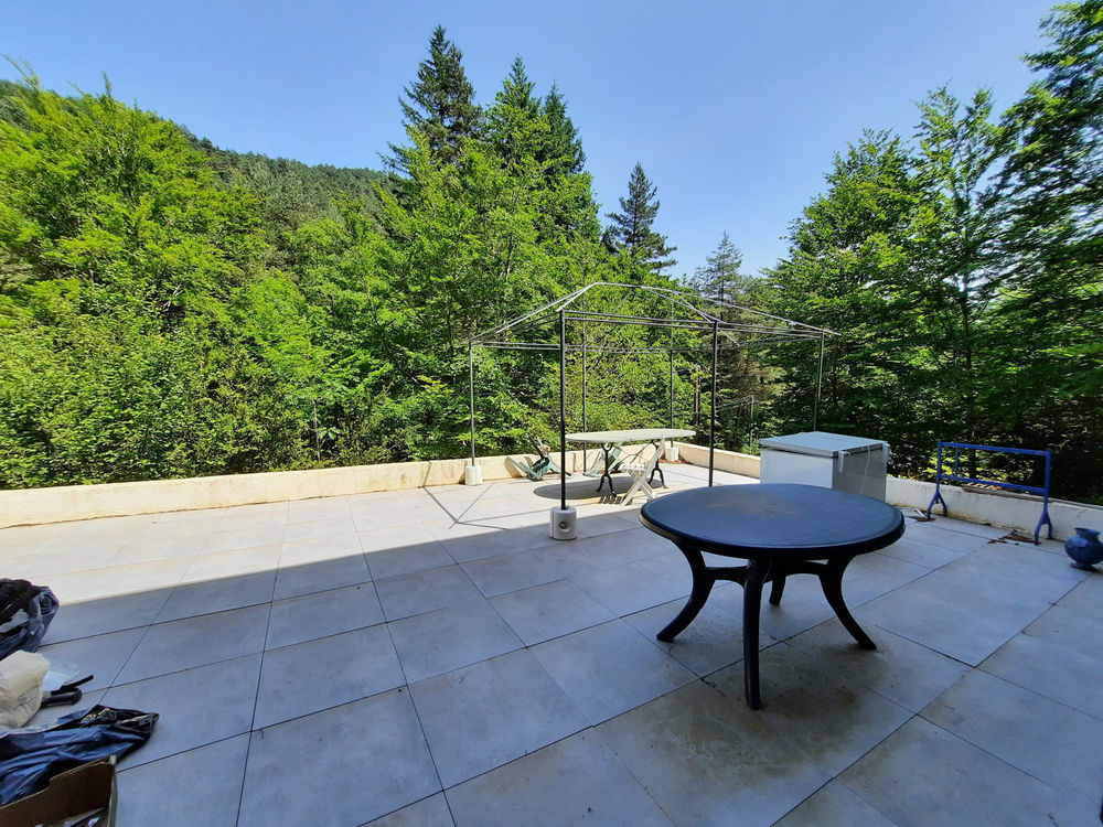 RARE ? Chalet, 200 m2 en pleine nature dans les Cévennes ?