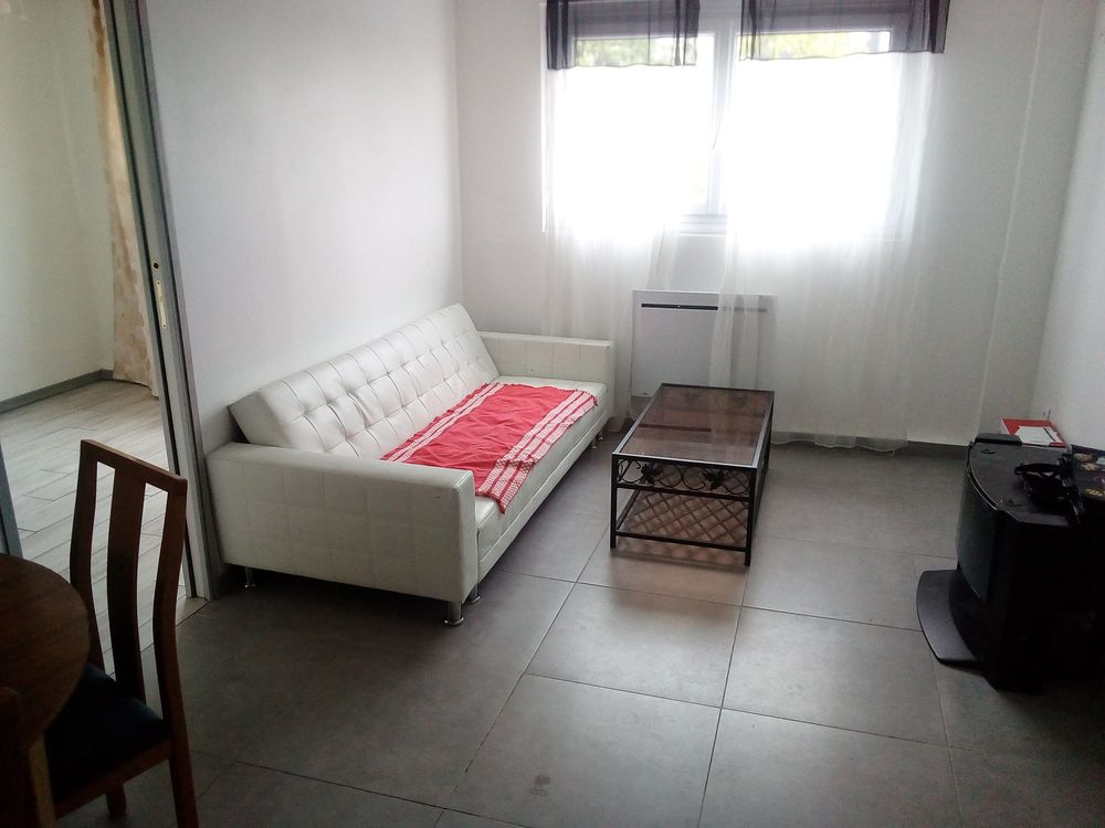 chambre meublée dans appartement F4