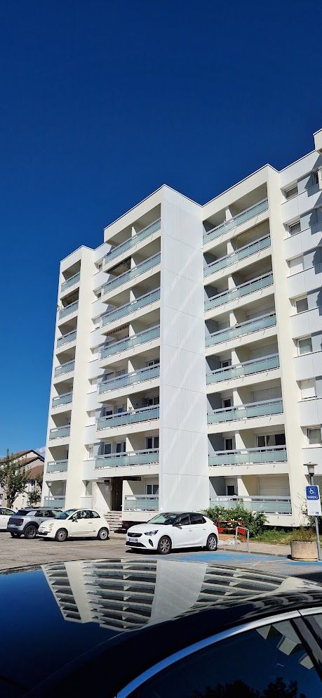 A St GENIS POUILLY Appartement T3 - 73 m² -320 000 euros