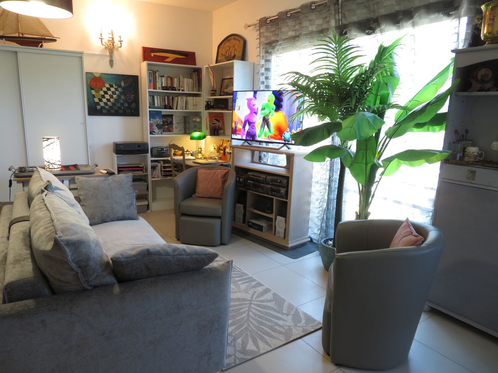 PROPRIANO 20110 APPARTEMENT 4 PERSONNES BORD DE MER 174000€