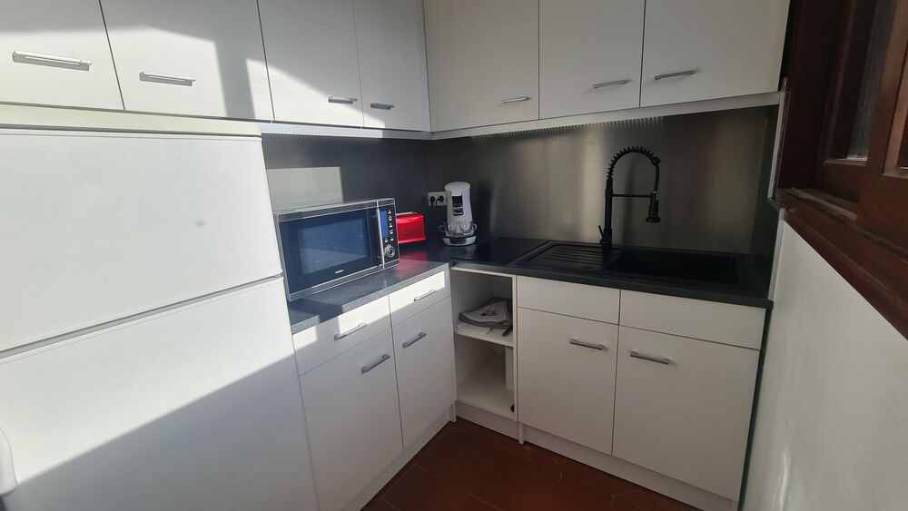 Beau T1 super RENTABLE à côté thermes, SUPER VUE 30M²