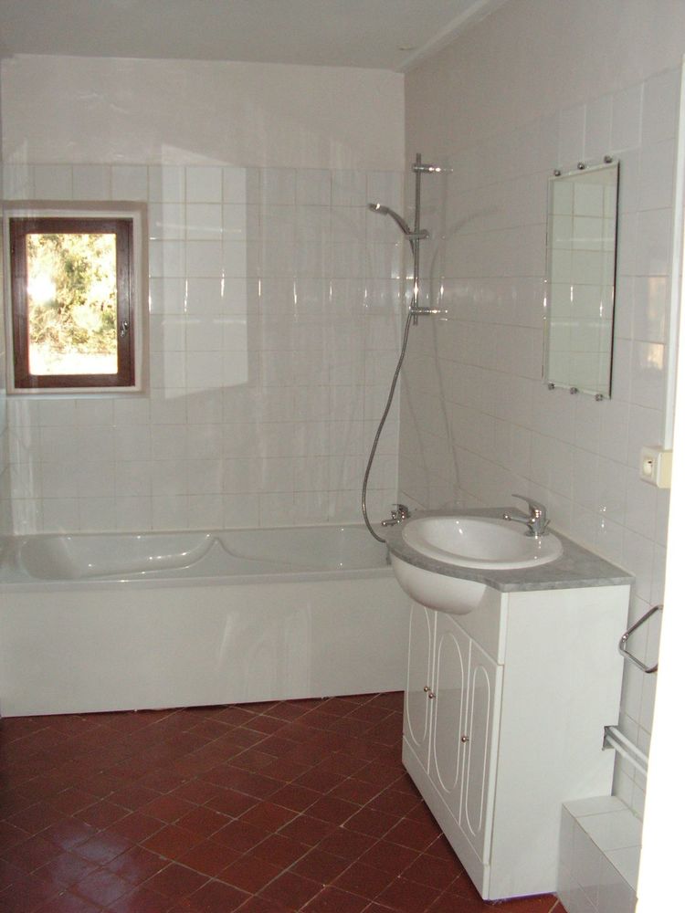 Grand 2 Pièces · 49 m² Apt centre ville
