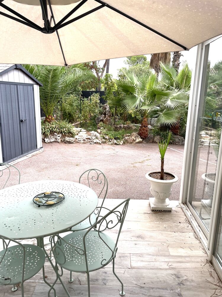Maison climatisée à ST Raphael avec piscine