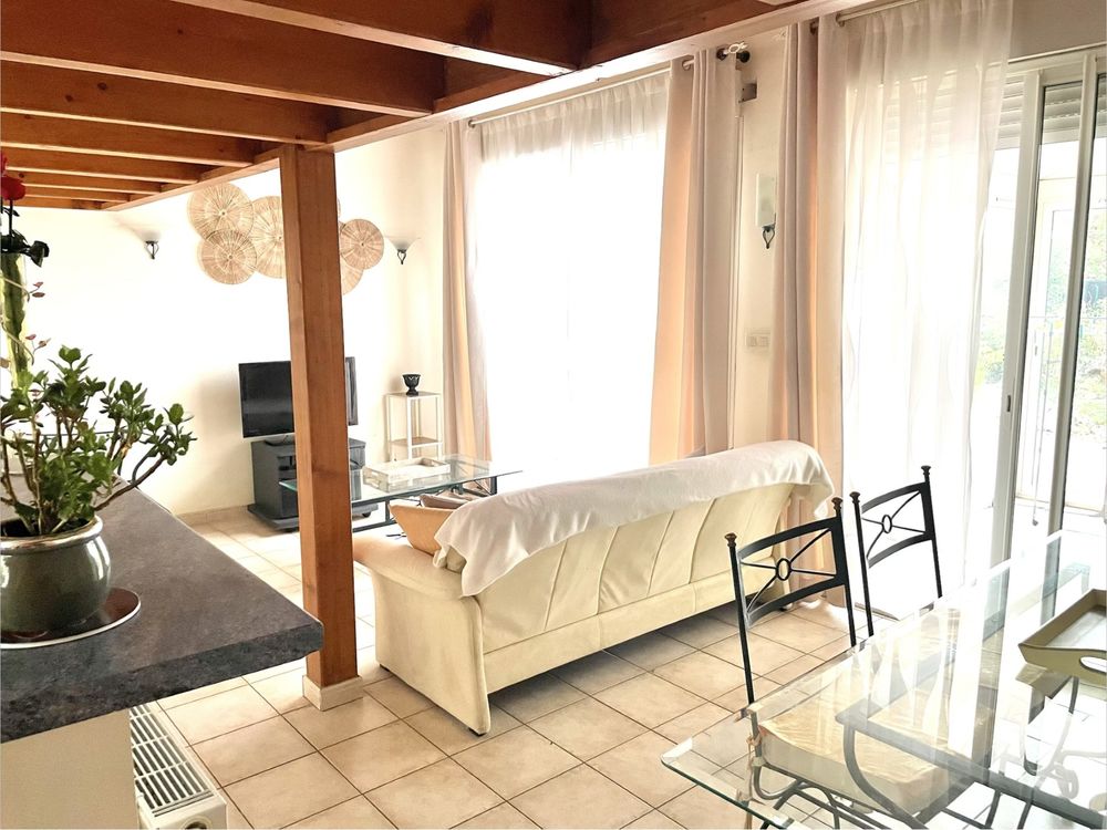 Maison climatisée à ST Raphael avec piscine