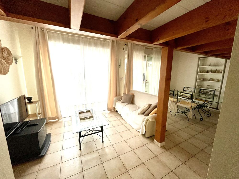 Maison climatisée à ST Raphael avec piscine