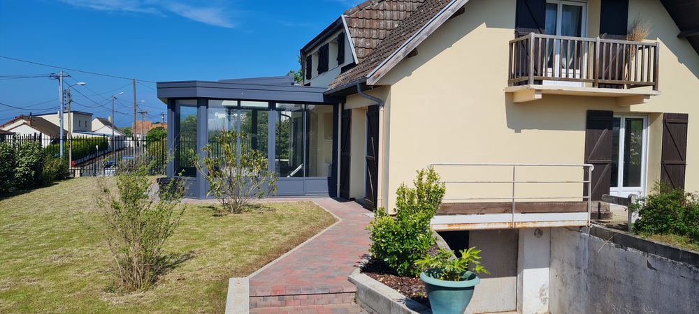 Villa 143 m² DPE B. 4 chambres, véranda vue mer
