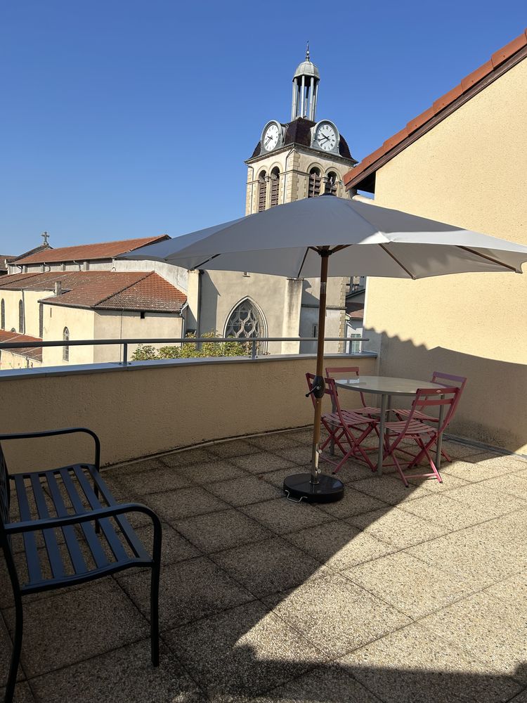 Duplex atypique meublé avec terrasse de 18m2