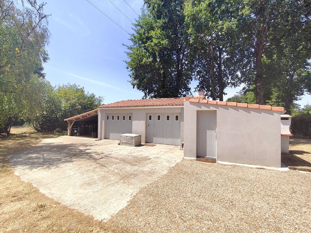 Maison 6 pièces 144 m2 sur 4908 m2 de terrain