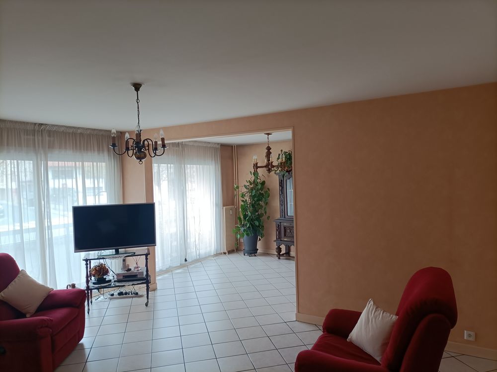 Appartement T5 traversant et lumineux de 100 m2 Chamalières