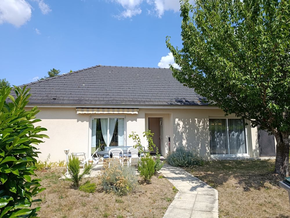 Maison de 145 m² de plain pied à Sainte Savine (10)