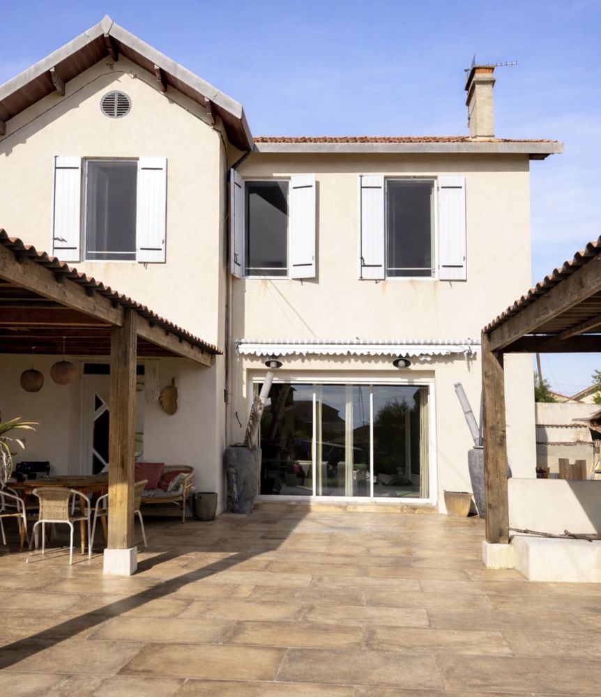 maison de caractère rénovée - 141m2 - terrain 650m2